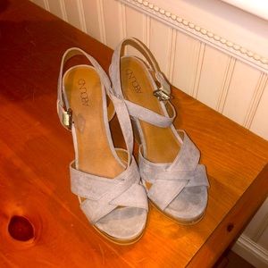 Women’s Abound Grey Wedge Size 6 1/2.